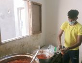 مطبخ الخير بقرية الشيخ على ببنى سويف يقدم وجبات ساخنة طوال العام.. فيديو