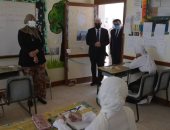 محافظ جنوب سيناء يتابع امتحانات الشهادة الإعدادية برأس سدر .. صور