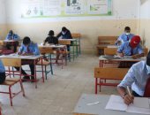 12610 طلاب يؤدون امتحان الشهادة الإعدادية بالسويس