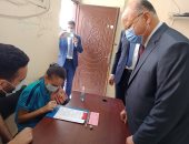 محافظ القاهرة يتفقد امتحانات الإعدادية ويشدد على الإجراءات الاحترازية