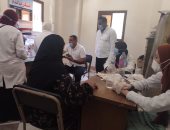 حياة كريمة بالبحيرة.. الكشف والعلاج مجانا لـ1223 مريضا فى قافلة بقرية أبو الشقاف