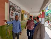 محافظ شمال سيناء يتفقد مركز توزيع الأسئلة وكونترول الإعدادية واستراحات المراقبين