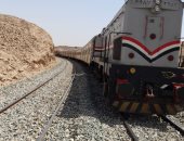 تفاصيل اصطدام جرار بقطار الطوالى بالسد العالى بأسوان بسبب خطأ فى تقدير المسافة.. لايف