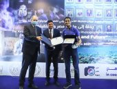 بريطانى يصمم نموذجا مصغرا لبلدة تاريخية بشكلها فى القرن الـ19.. صور