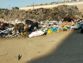 شكوى تراكم أكوام القمامة بشارع القطاوى بشبرا الخيمة.. والمحافظ يرد