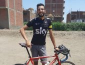 قصة رحالة مصرى زار 26 محافظة بـ"الدراجة" لتنشيط السياحة.. لايف وصور
