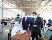 وزير التعليم العالى يتابع تطبيق الإجراءات الاحترازية بامتحانات جامعة عين شمس