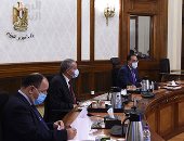 رئيس الوزراء يستعرض مشروعات التعاون المشتركة بين مصر وفرنسا.. صور