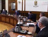 رئيس الوزراء يتابع توفير أراضى مشروع تطوير عواصم المحافظات والمدن الكبرى.. صور