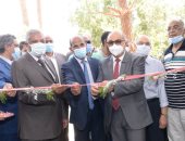 رئيس جامعة أسيوط يفتتح وحدة تجهيز واستخلاص النباتات الطبية والعطرية
