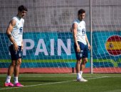 يورو 2020.. منتخب اسبانيا يخوض مرانه على مجموعتين وتعافي أداما تراوري