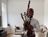 بالزى التقليدى و"مزمار القربة".. إيفرا يشجع منتخب أسكتلندا فى أمم أوروبا.. فيديو