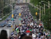 آلاف الكنديين يشاركون فى مسيرة حاشدة لتكريم عائلة مسلمة قتلت فى حادث دهس