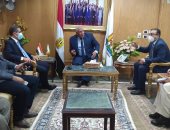 وزير التنمية المحلية يشهد توقيع بروتوكول تعاون بين محافظى الغربية والوادى الجديد