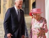 بايدن بعد لقائه الملكة إليزابيث: تذكرنى بوالدتى.. ودعوتها لزيارة البيت الأبيض