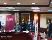 جهاز تنمية المشروعات يوقع عقدا مع بنك مصر بـ500 مليون جنيه للتمويل متناهي الصغر