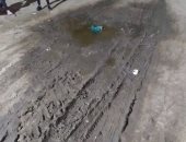 أهالى قرية زمران النخل بالبحيرة يشكون من مياه الصرف الصحى.. والمحافظة تستجيب