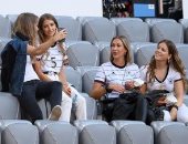 زوجات لاعبى ألمانيا فى مدرجات "أليانز أرينا" لدعم المانشافت أمام فرنسا.. صور
