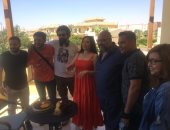 أسرة مسلسل "عودة الأب الضال" تحتفل بعيد ميلاد بيومى فؤاد.. صور