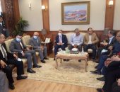 محافظ بورسعيد يستقبل وفد "محلية النواب" بمستهل زيارة برلمانية للمحافظة.. صور