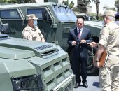 الرئيس السيسي يناقش خطة رفع كفاءة القوات المسلحة.. وتطورات "حياة كريمة"