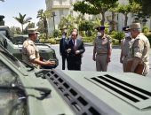 الرئيس السيسي يناقش خطة رفع كفاءة والارتقاء بمستوى التدريب والتأهيل لكافة عناصر القوات المسلحة.. ويتفقد عددا من المركبات المدرعة متعددة المهام.. ويؤكد أهمية تنفيذ مبادرة "حياة كريمة" وفقًا للمخطط الزمنى.. صور