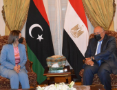 وزير الخارحية يؤكد لنظيرته الليبية دعم مصر للمسار السياسي الليبي