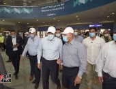 رئيس الوزراء يتفقد مشروع القطار الكهربائى الخفيف ‏LRT"‎ السلام - العاصمة الإدارية الجديدة - العاشر ‏من رمضان".. ويؤكد: اهتمام من الرئيس السيسى بمنظومة النقل الجماعى.. ووزير النقل: الافتتاح الرسمى أكتوبر المقبل