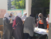 توافد طلاب الثانوية الأزهرية على اللجان فى رابع أيام الامتحانات.. صور