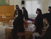 مجزرة فى محاكمة كنسية باليونان.. "قس مدمن" يشوه 7 أساقفة بـ"ميه نار".. فيديو