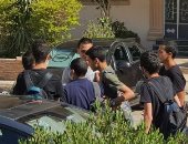 توافد طلاب الثانوية الأزهرية على اللجان فى سادس أيام الامتحانات.. صور