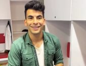 أوباما يحتفل بتمديد تعاقد الزمالك مع أحمد سيد: زيزو مننا وزملكاوى زينا.. فيديو