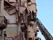 استخراج 3 جثامين ضحايا من أسفل أنقاض عقار الإسكندرية المنهار