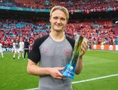 دولبيرج يتوج بجائزة أفضل لاعب فى مباراة الدنمارك ضد ويلز بـ يورو 2020