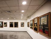 شاهد.. معرض حسن سليمان فى مكتبة الإسكندرية للفن التشكيلى المعاصر
