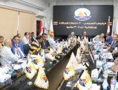 تحالف الأحزاب المصرية يوجه رسالة للعالم: فخورون بإنجازات الرئيس السيسى.. تيسير مطر: ثورة 30 يونيو أزاحت الأيام السوداء.. عفت السادات: انجازات الرئيس تتحدث عن نفسها وندعمه بكل قوة