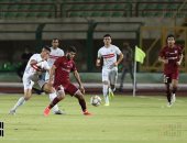 الحكم يخطر الزمالك والمقاصة بإقامة المباراة بدون الـvar بسبب انقطاع الكهرباء.. صور