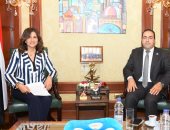 وزيرة الهجرة: تنفيذ استراتيجية الوطنية لربط شبابنا فى الخارج بوطنهم