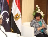 وزيرة الثقافة الليبية تطلب الاستعانة بالخبرات المصرية لعودة معرض طرابلس للكتاب