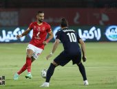 موسيماني وتاكيس يُعلنان تشكيل الأهلي وبيراميدز لموقعة السلام.. أفشة وطاهر وشريف فى هجوم الأحمر.. ربيعة بدلاً من أيمن أشرف في الدفاع.. بيراميدز يدفع بإبراهيم عادل وأحمد الشناوي يدافع عن عرين الفريق السماوي