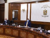 رئيس الوزراء يتابع مخطط تطوير شبكة الطرق والمحاور بمناطق غرب القاهرة