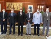 جامعة المنوفية تستقبل وزير التعليم السابق على رأس لجنة من قطاع الحاسبات والمعلومات