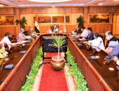 محافظ الغربية يعقد اجتماعا لمناقشة مقترحات تطوير مركز قطور ضمن حياة كريمة