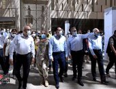 رئيس الوزراء يتفقد المتحف المصرى الكبير ..صور