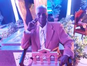 حكاية عم موسى 40 سنة فى المسرح وأقدم عامل بأوبرا الإسكندرية.. ووزيرة الثقافة تكرمه.. فيديو