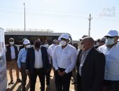 مصطفى مدبولى من أسوان: الرئيس يتابع كل تفاصيل تنفيذ مشروعات حياة كريمة