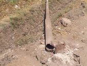 شكوى من أعمدة كهرباء متهالكة فى قرية كفر الروك بالدقهلية.. ورئيس المدينة يرد