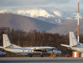 العثور على حطام الطائرة الروسية المفقودة.. ومصادر: اصطدمت بتل قبل هبوطها