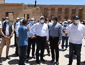 زيارة رئيس الوزراء لمعبد الكرنك وطريق الكباش بالأقصر.. لايف