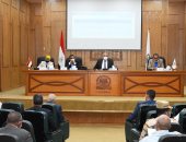 محافظ قنا: أعمال مشروعات حياة كريمة بالقرى تجرى وفقا لمعدلاتها الطبيعية